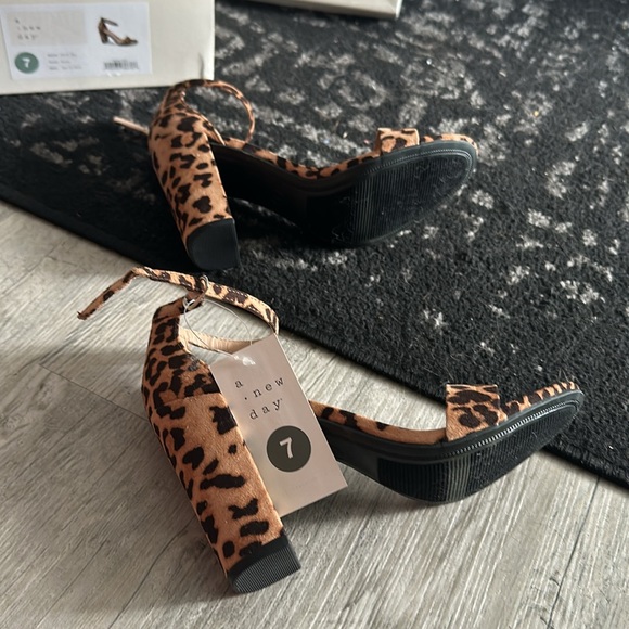 a new day heels - Picture 3 of 3